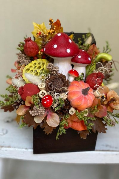 Aranjament de toamna in cufar 28 cm