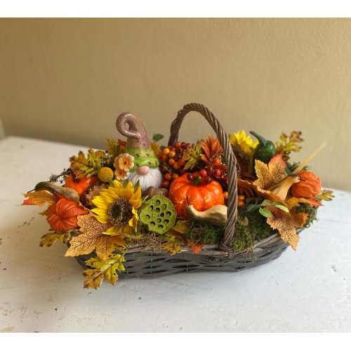 Aranjament de toamna cu pitic 40 cm Aranjament de toamna cu pitic 40 cm