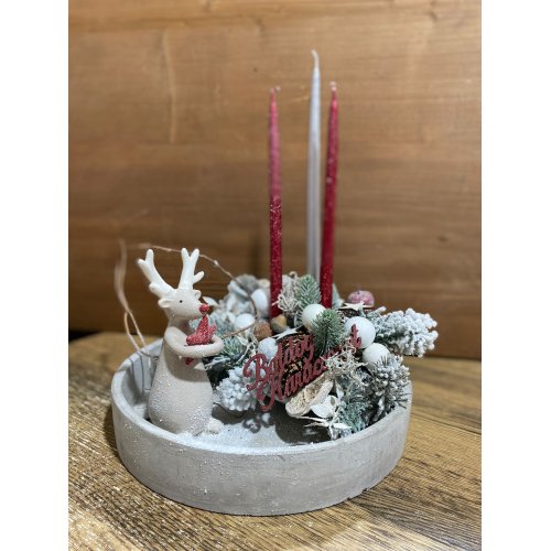 Aranjament de craciun cu ren si 3 lumanari Aranjament de craciun cu ren si 3 lumanari