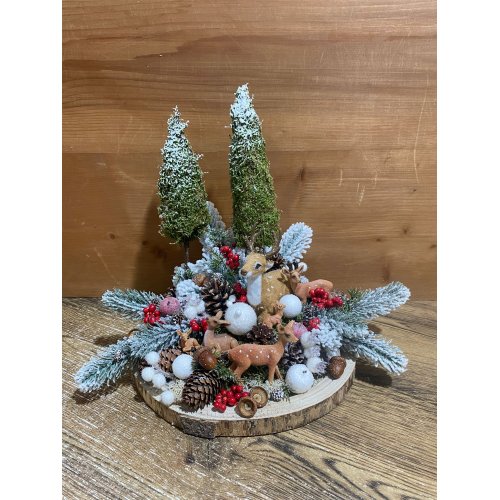 Aranjament de iarna cu caprioare Familia Bambi Aranjament de iarna cu caprioare Familia Bambi