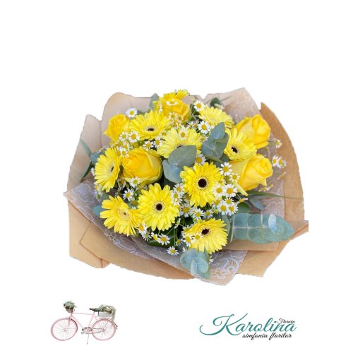 Buchet de flori mix galben trandafir, mini gerbera si matricaria